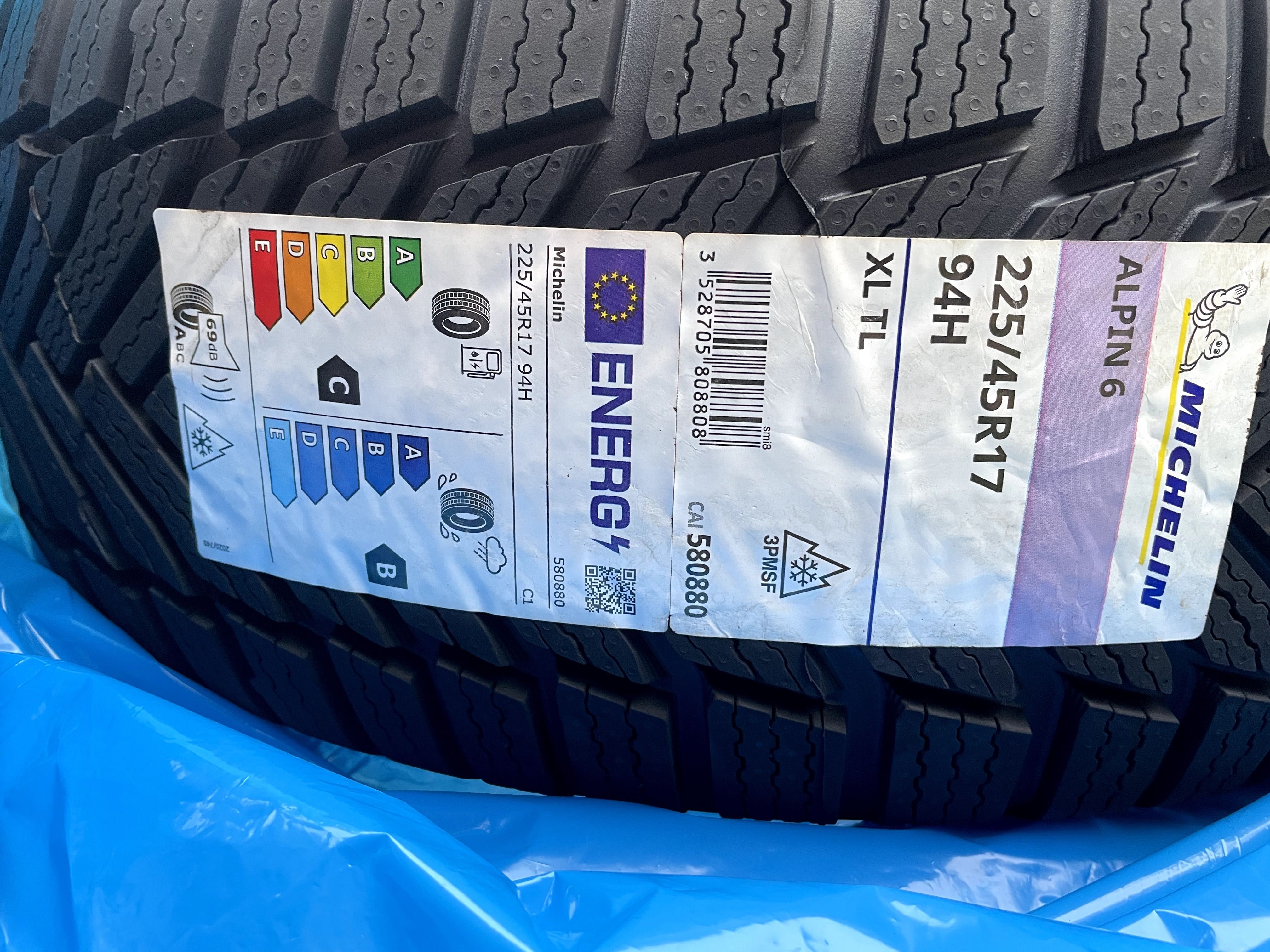 Michelin Alpin 6 225/45R17 94 H