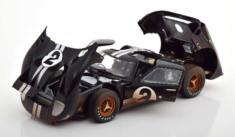 1:18 Shelby Collectibles Ford GT40 MK II #2 24h LeMans 1966 dirty