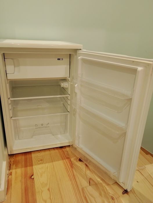 Frigobar excelente estado