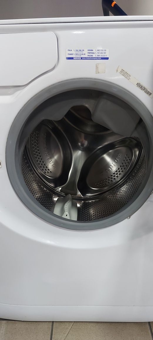 Пральна машина з сушкою Ariston AQD107D 69