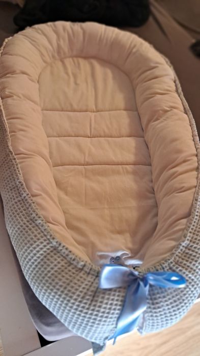 Ninho para bebê novo