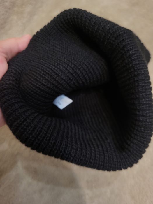 Дитяча шапка, чорна шапочка