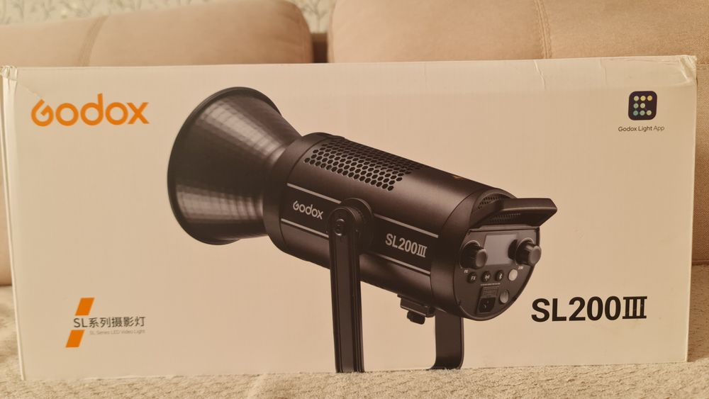 Постійне LED світло Godox SL200 III