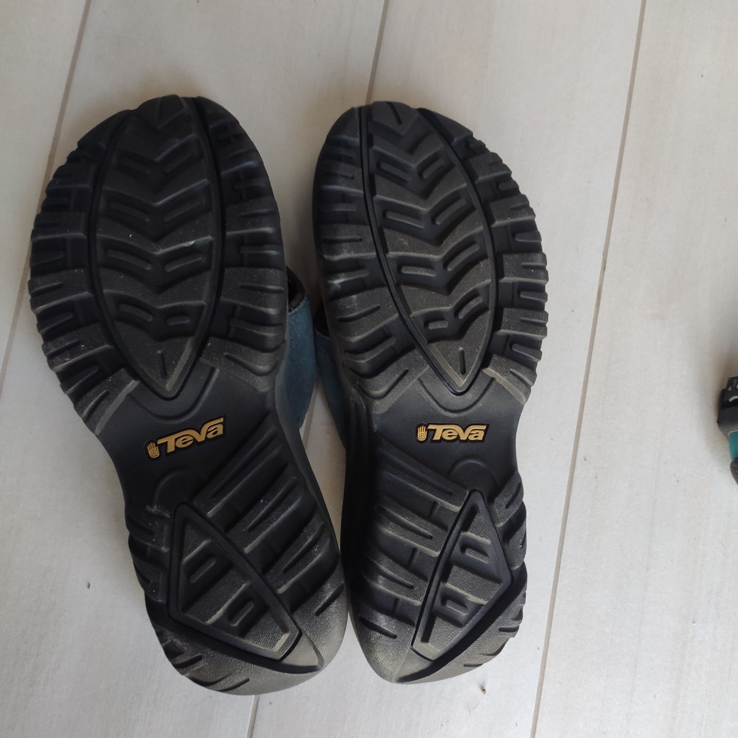 Босоніжки босоножки вьетеамки  teva нога 26,5-27,2 cm
