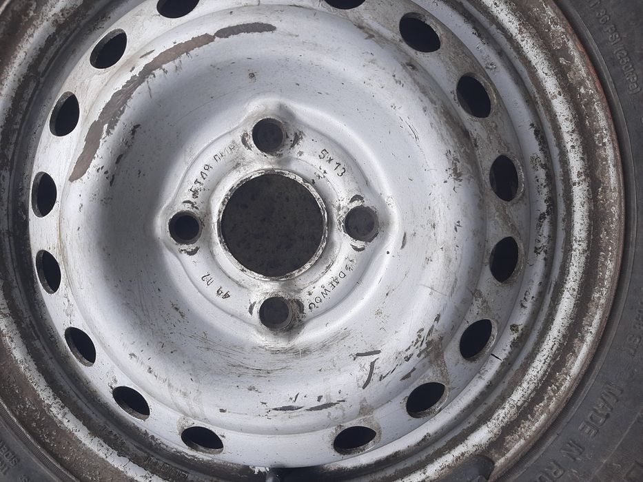 Срочно продам шини R13 175/70