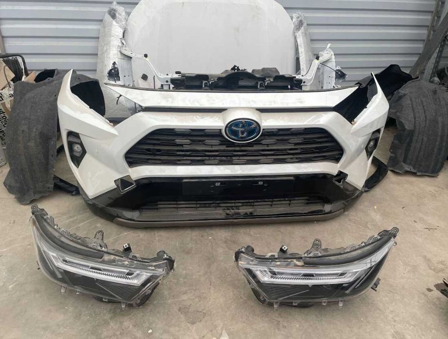 Бампер Toyota Rav4 Розборка Toyota Rav4 IV Тойота Рав 4 Четверть