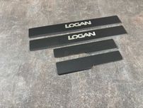 Накладки на пороги Renault Logan 2 з 2014 р.в. Нержавійка + Карбон