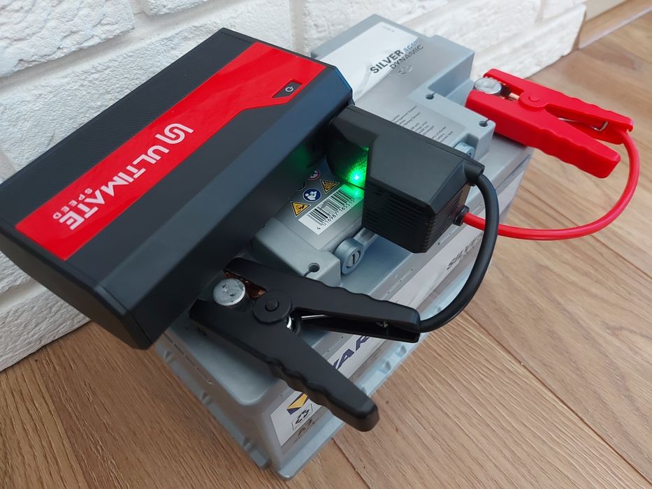 Ultimate Speed UMAP 12000 Powerbank, urządzenie rozruchowe