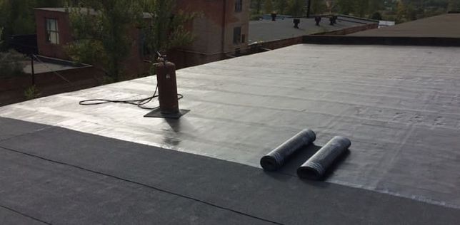 Покриття та ремонт дахів руберойдом. Покрівельні роботи рубероїдом