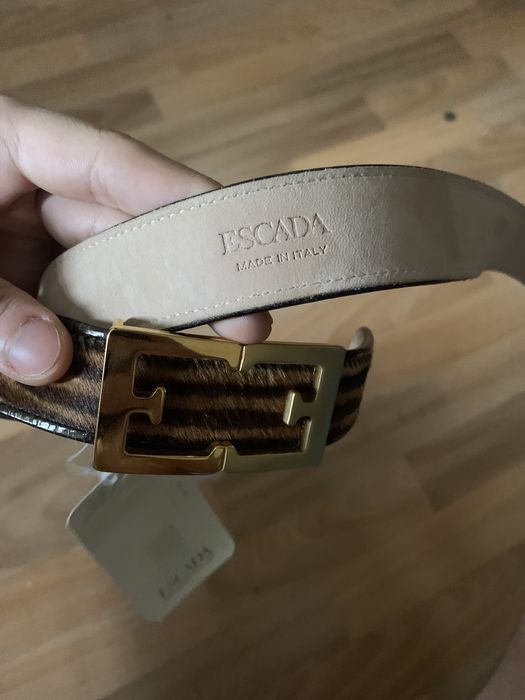 Женский ремень Escada