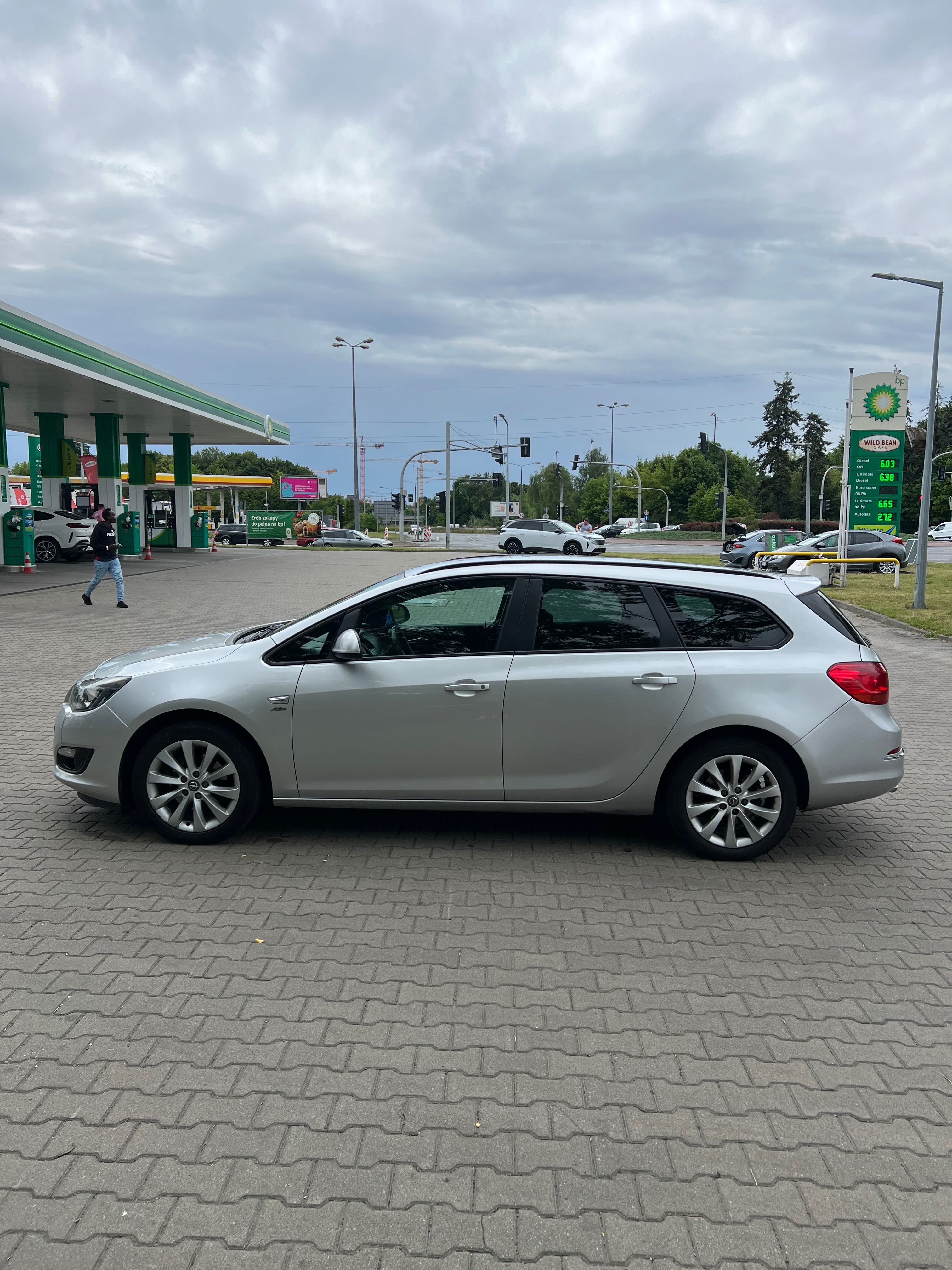 Sprzedam Opel Astra J