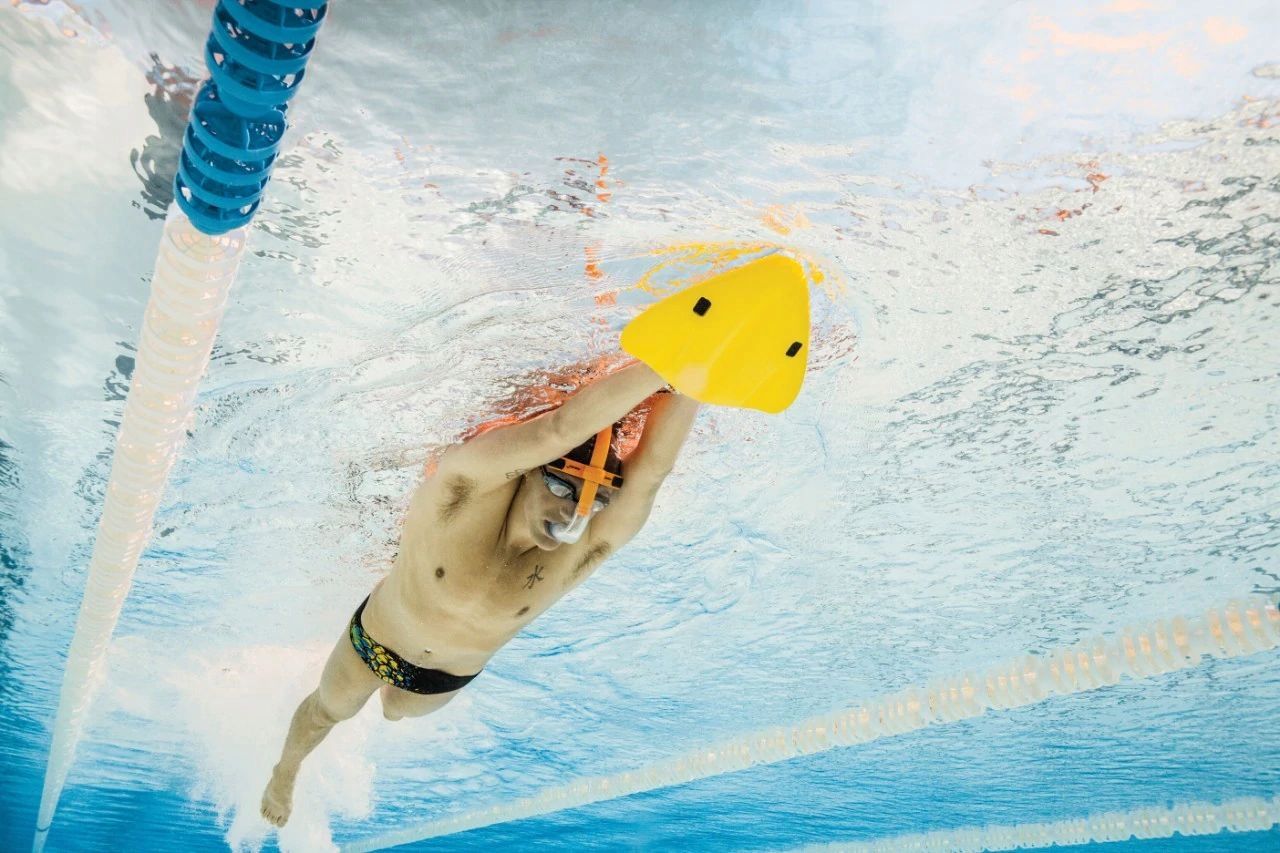 Czepek pływacki silikonowy Finis Swim Cap Blue