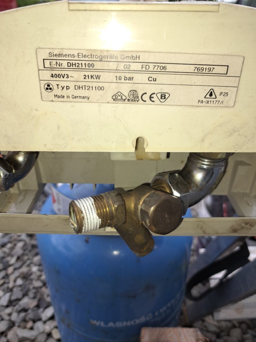 Piecyk Siemens automatic podgrzewacz do wody przepływowy ufesa DH21100