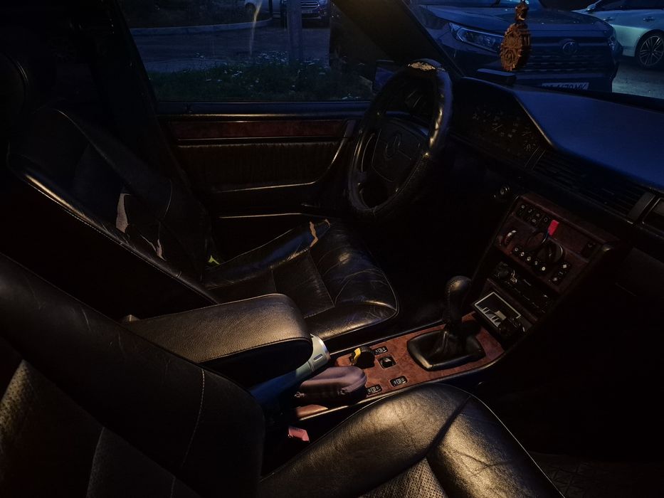 Продам Мерседес 124 2л бензин