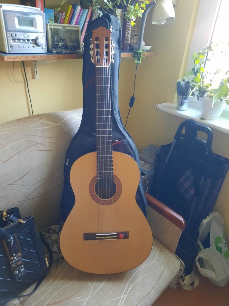 Gitara yamaha C30M