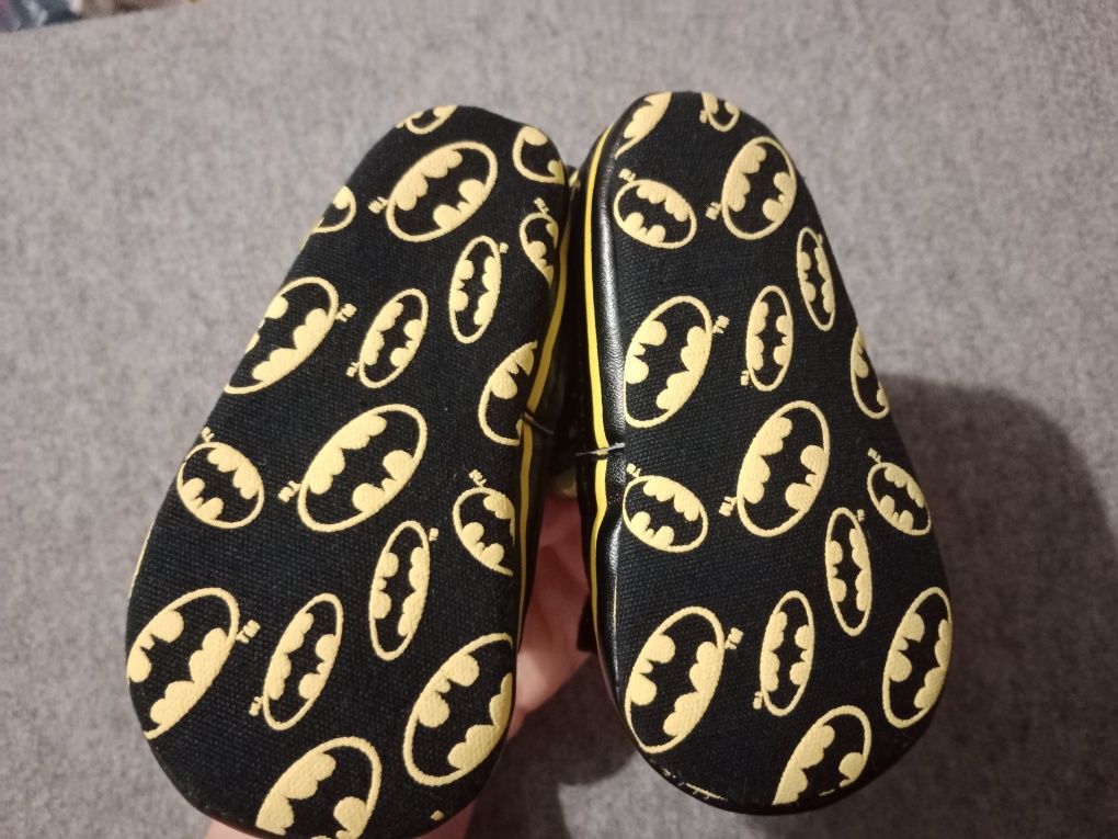 Buty niemowlęce BATMAN niechodki