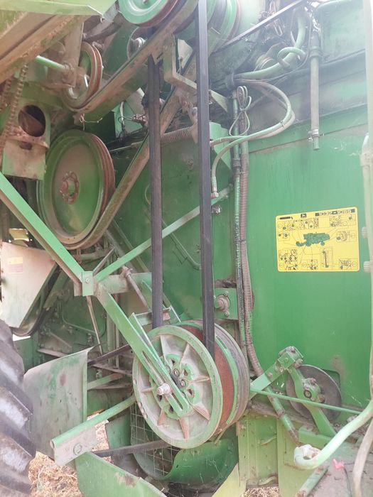 Продам комбайн джон дір 1055