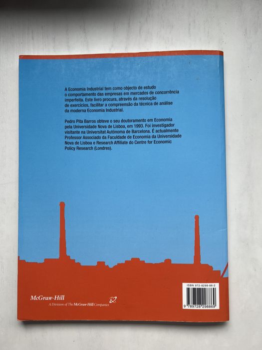 Exercícios de Economia Industrial