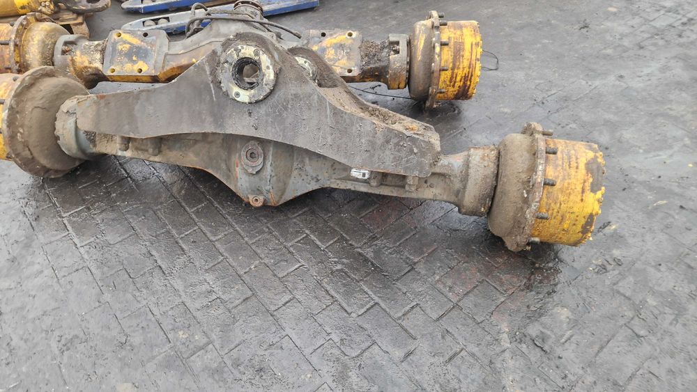 Ładowarka Liebherr l544 siłownik skrętu podnoszenia most zf 409/dk