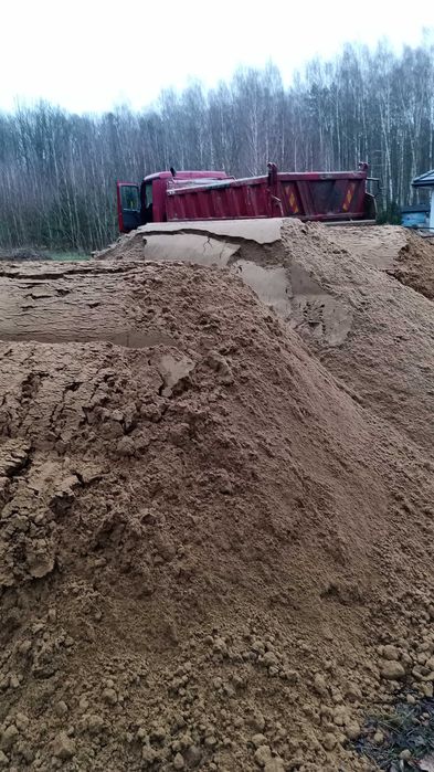 Piach zasypowy ,podsyp pod kostkę,piasek do murowania