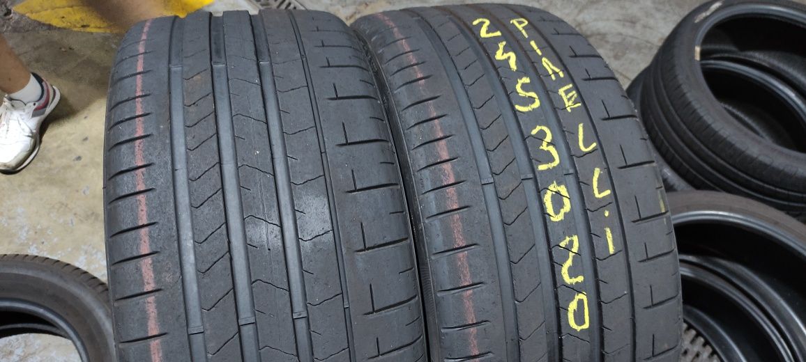 Pneus 245/30/20 Pirelli semi novos