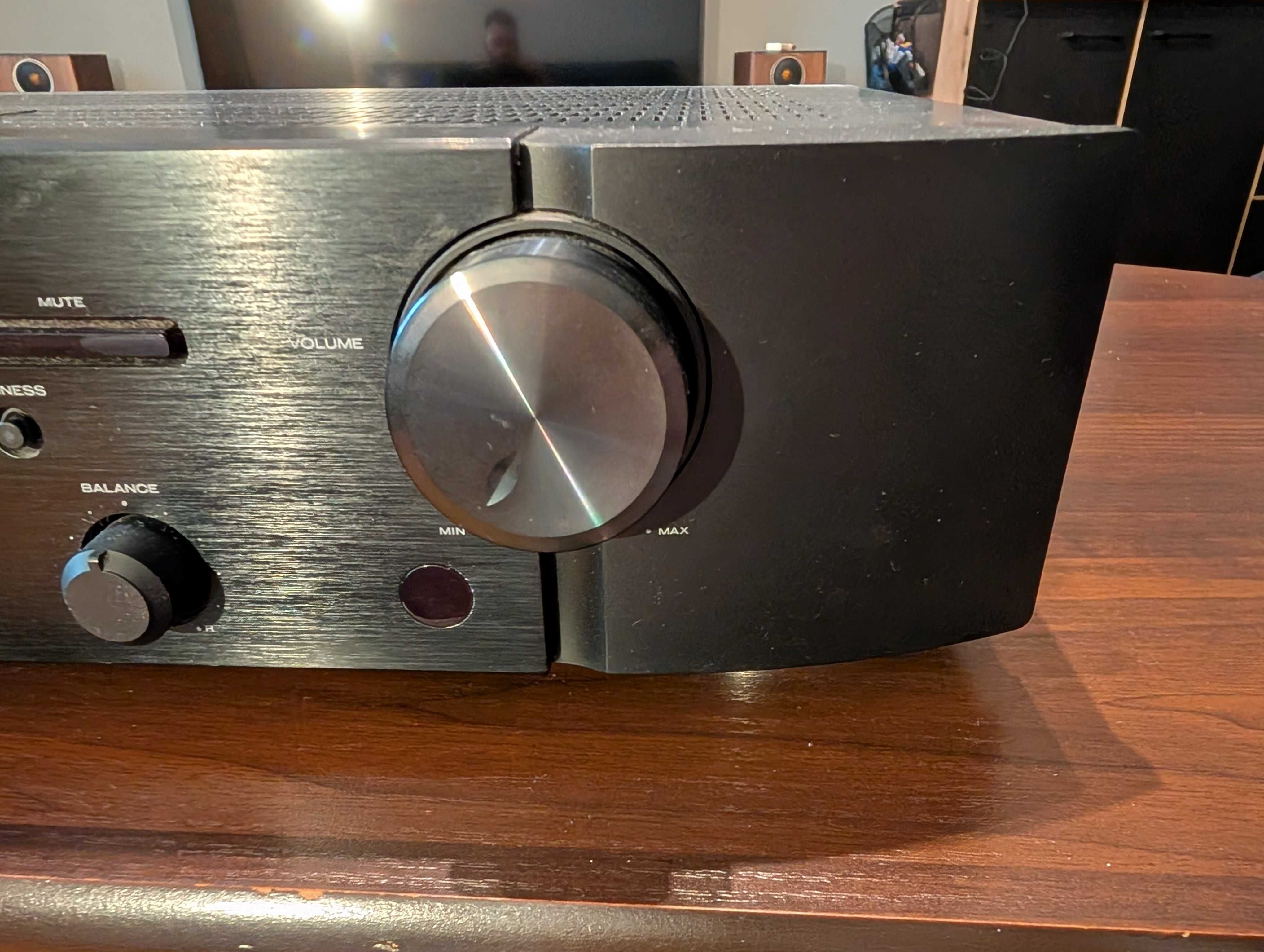 Wzmacniacz Marantz PM6004