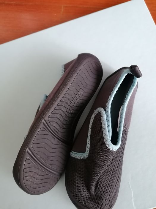 Sapatos de água para criança