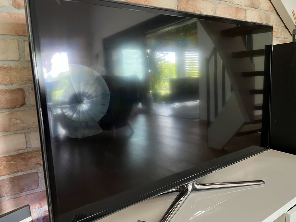 Uszkodzony TV Samsung UE46ES6800