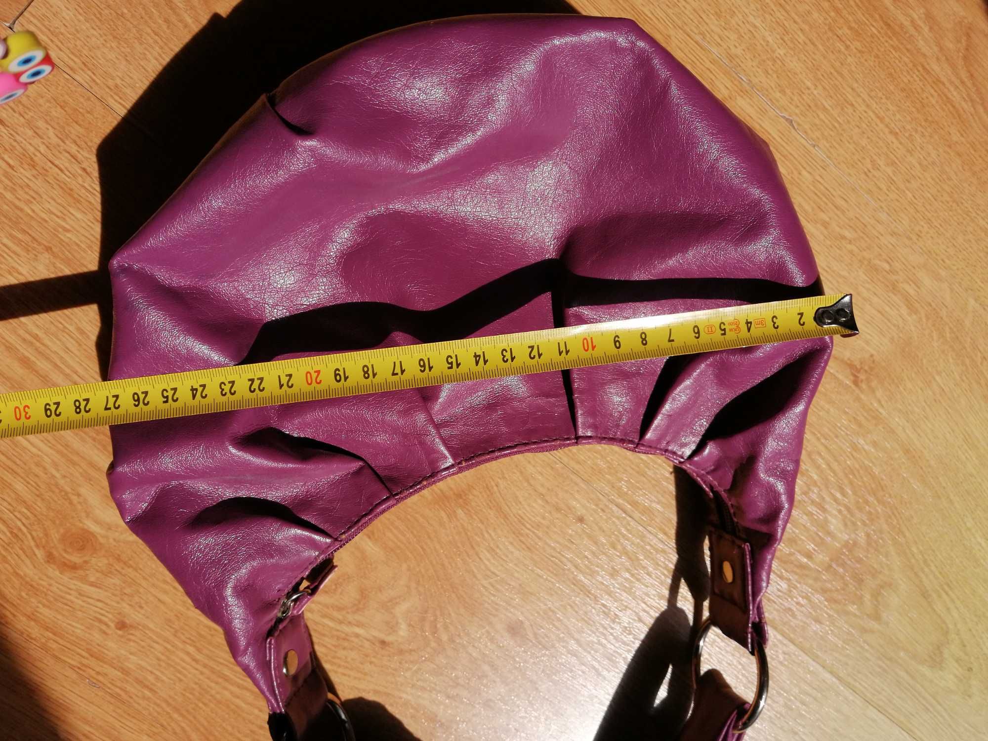 fioletowa torebka bagietka vintage 2000s