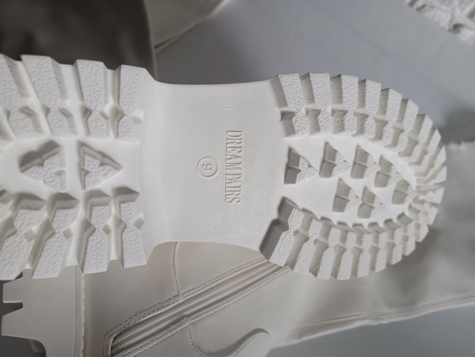 Wysokie kozaki za kolano z eco skóry białe NOWE