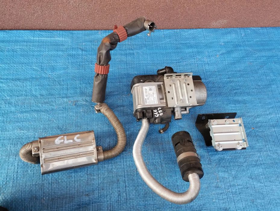 Mercedes GLC Webasto Uchwyt Tłumik Diesel 2016