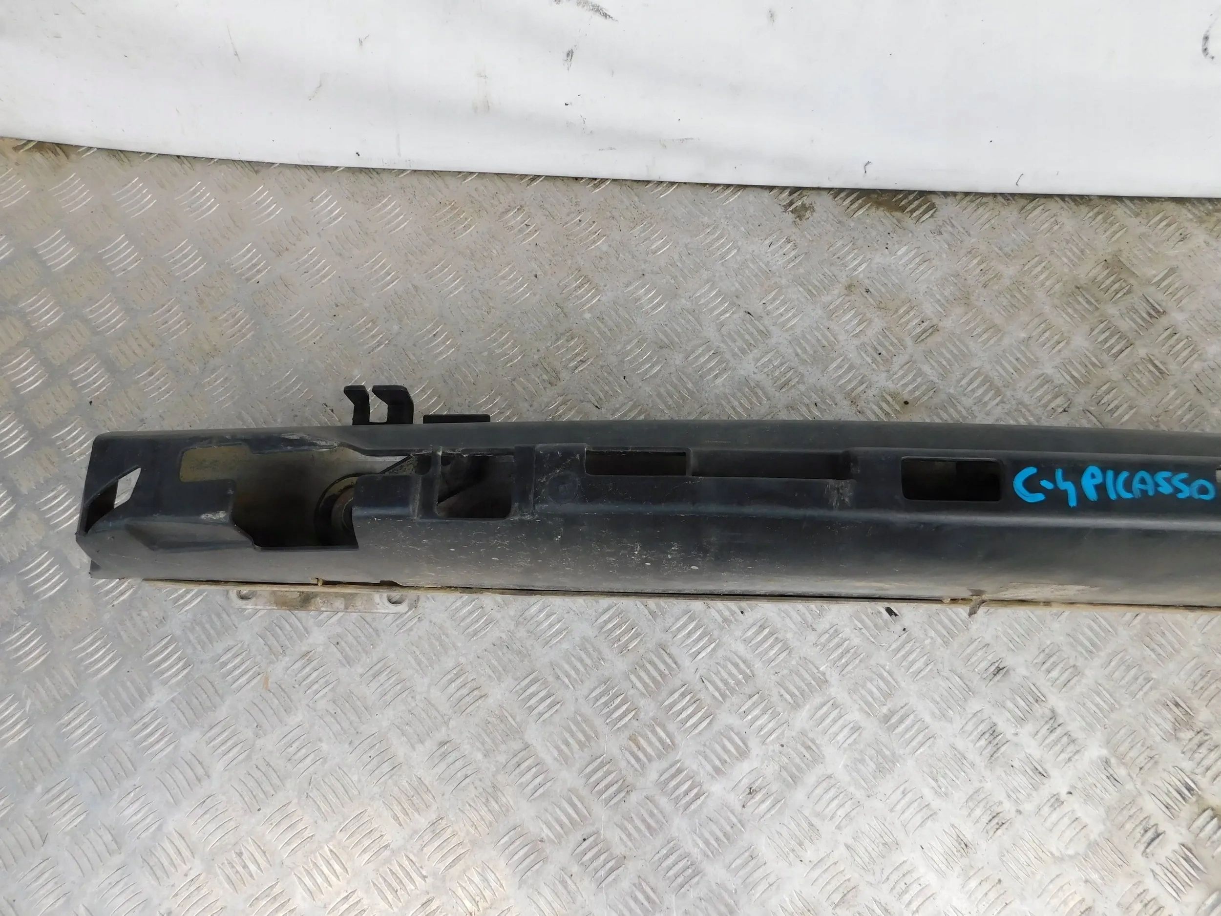 Belka Zderzaka Przedniego Citroen C4 Picasso