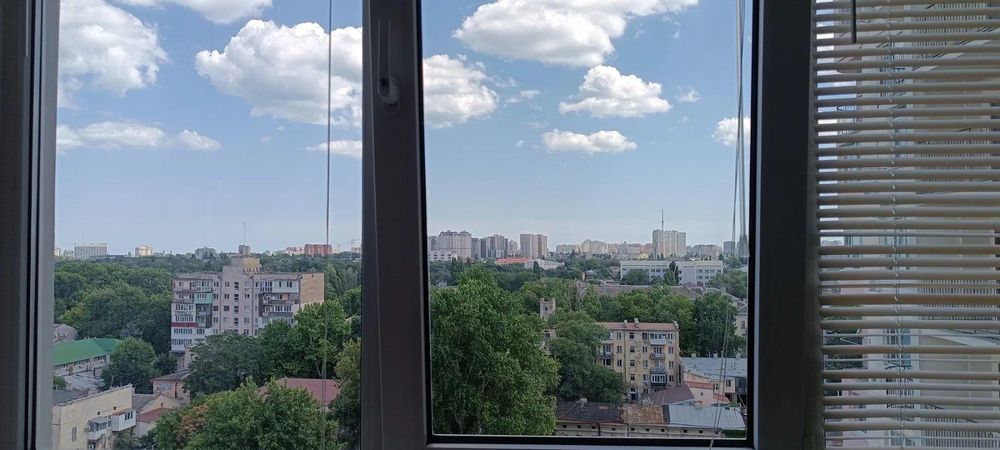 Продам 2 комн. квартиру на Молдаванке ЖК Прохоровский (175-021)