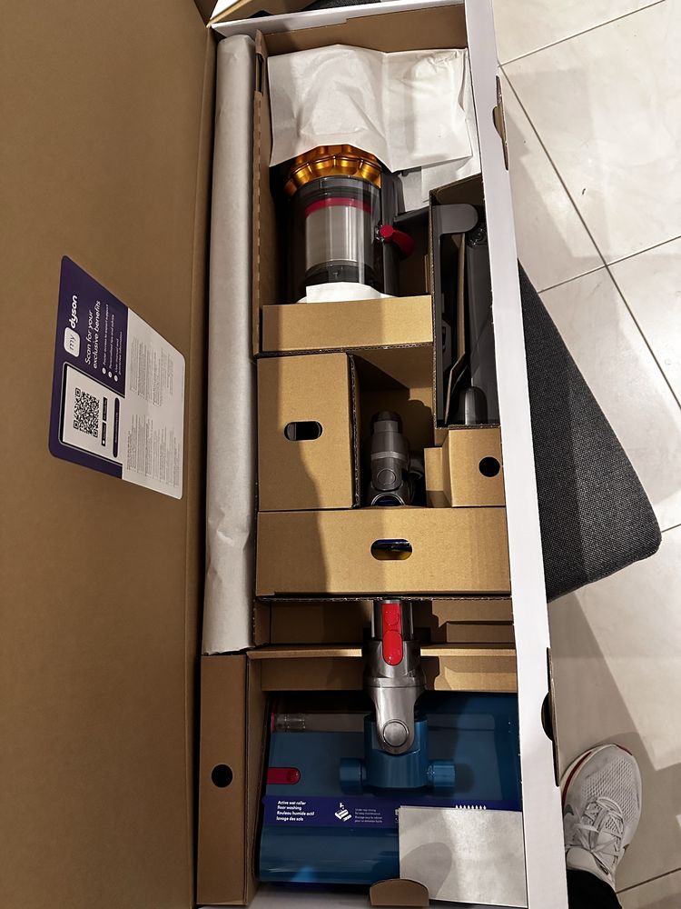 Dyson submarine v15s detect