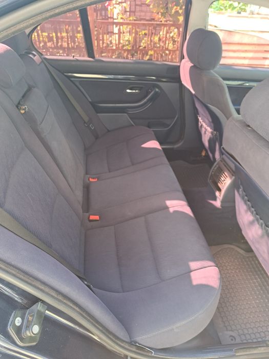 Продам бмв е 39 м52б25tu