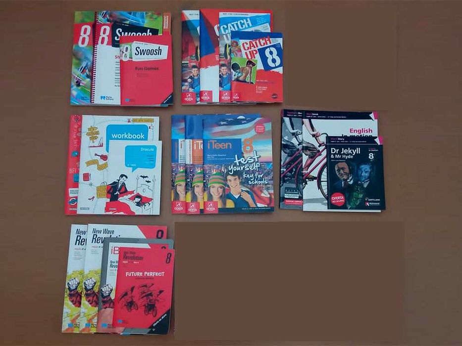 Manuais Escolares De Inglês 8º Ano - Novos