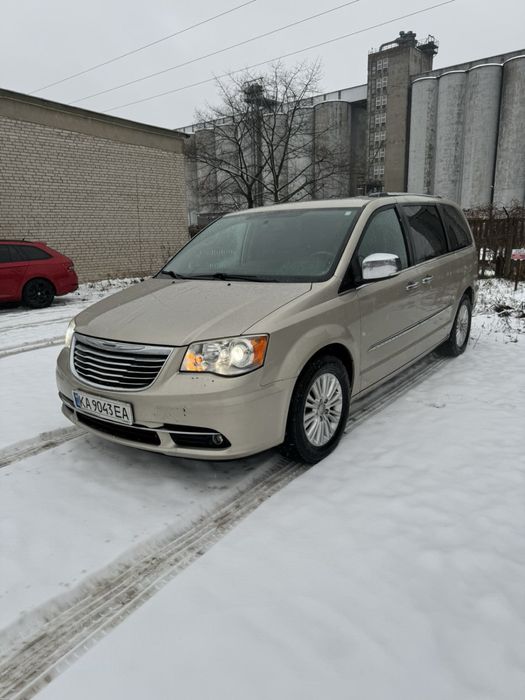Chrysler Town & Country