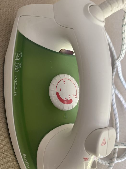 Ferro de Engomar Tefal
