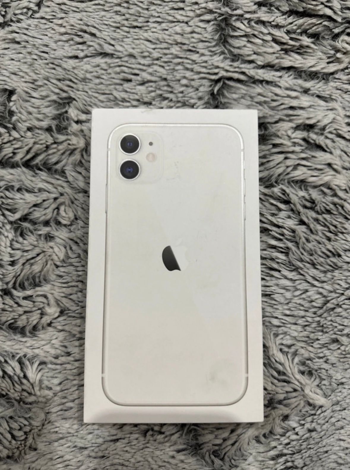 Smartfon IPHONE 11