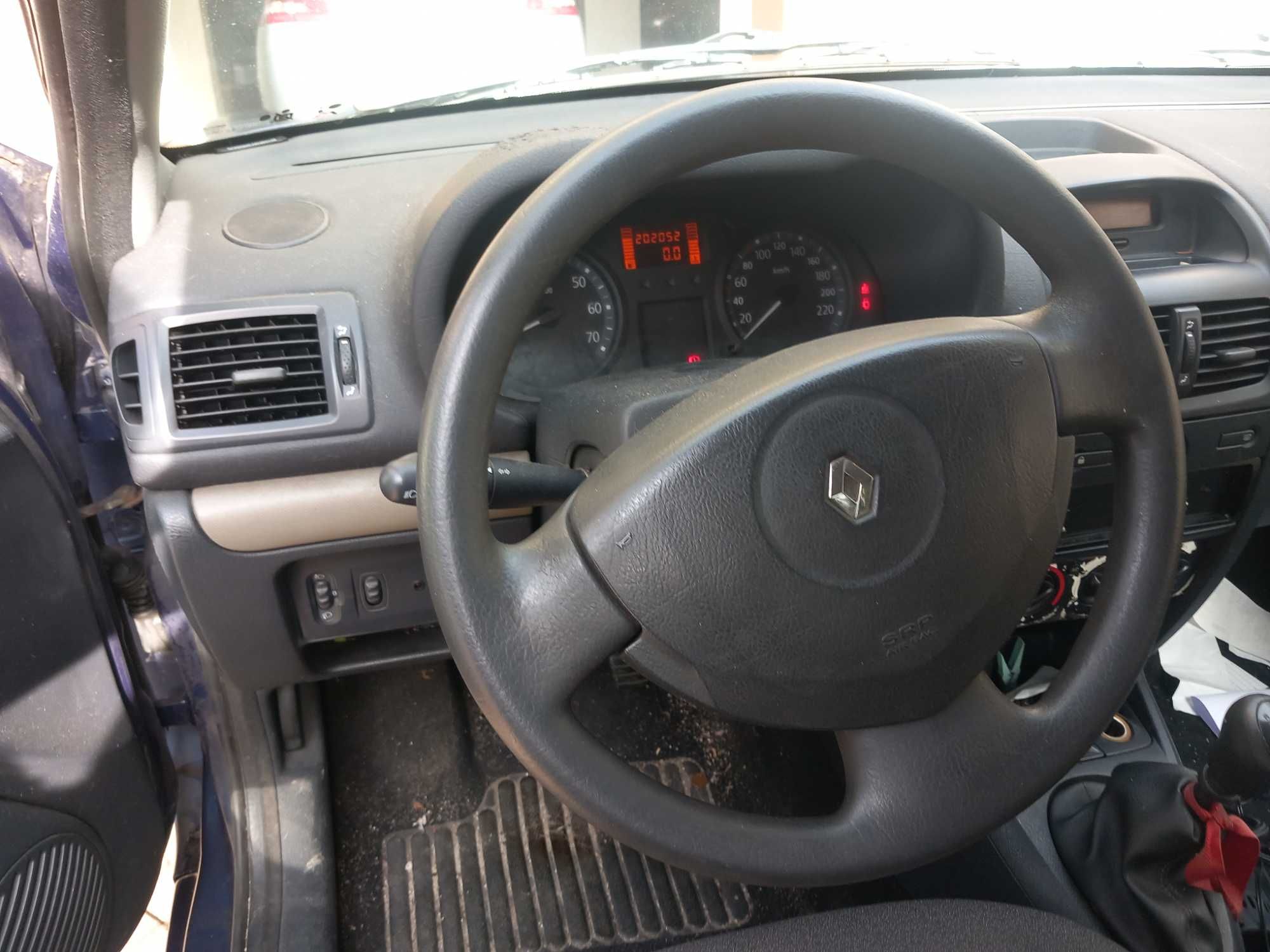 Renault clio 80CV