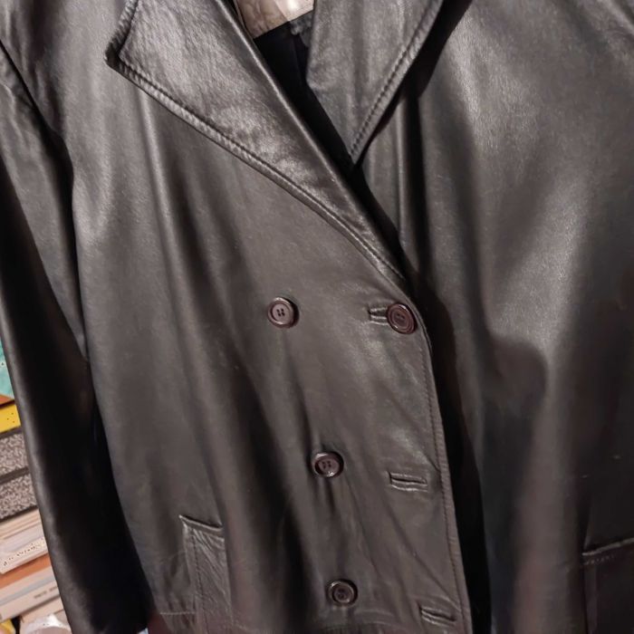 Casaco comprido em pele