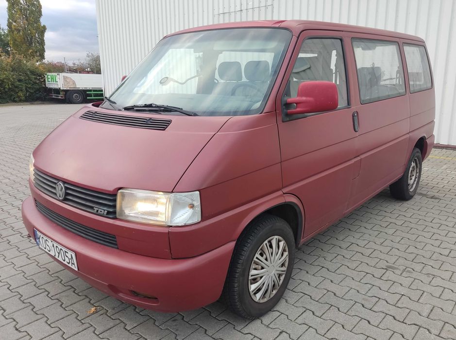 VW Transporter 2.5TDI 1996r 6os DOKA ładowność 995kg hak Doinwestowany