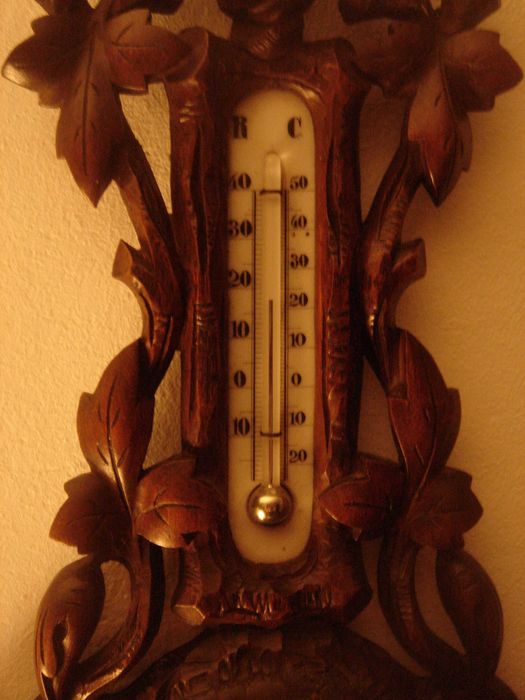 Barometr stary z termometrem o pięknej formie