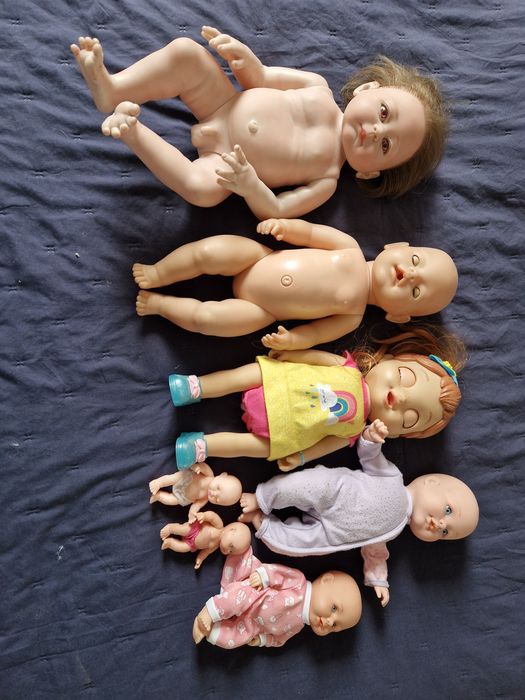 Lalki barbie, bobasy