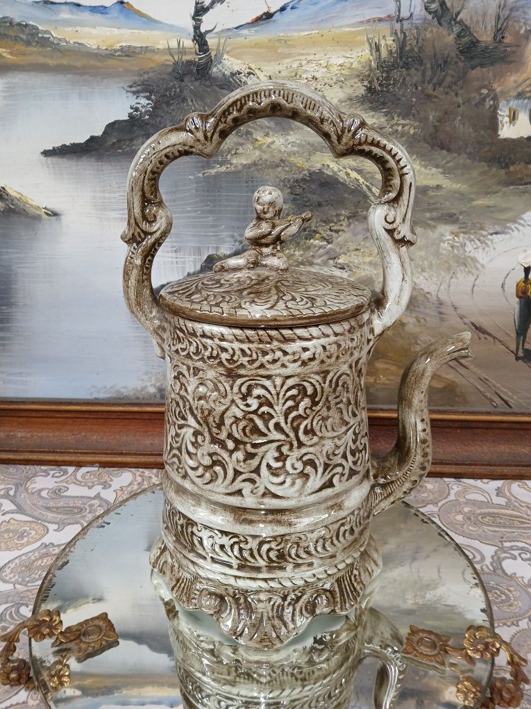 Cafeteira em faiança  vintage