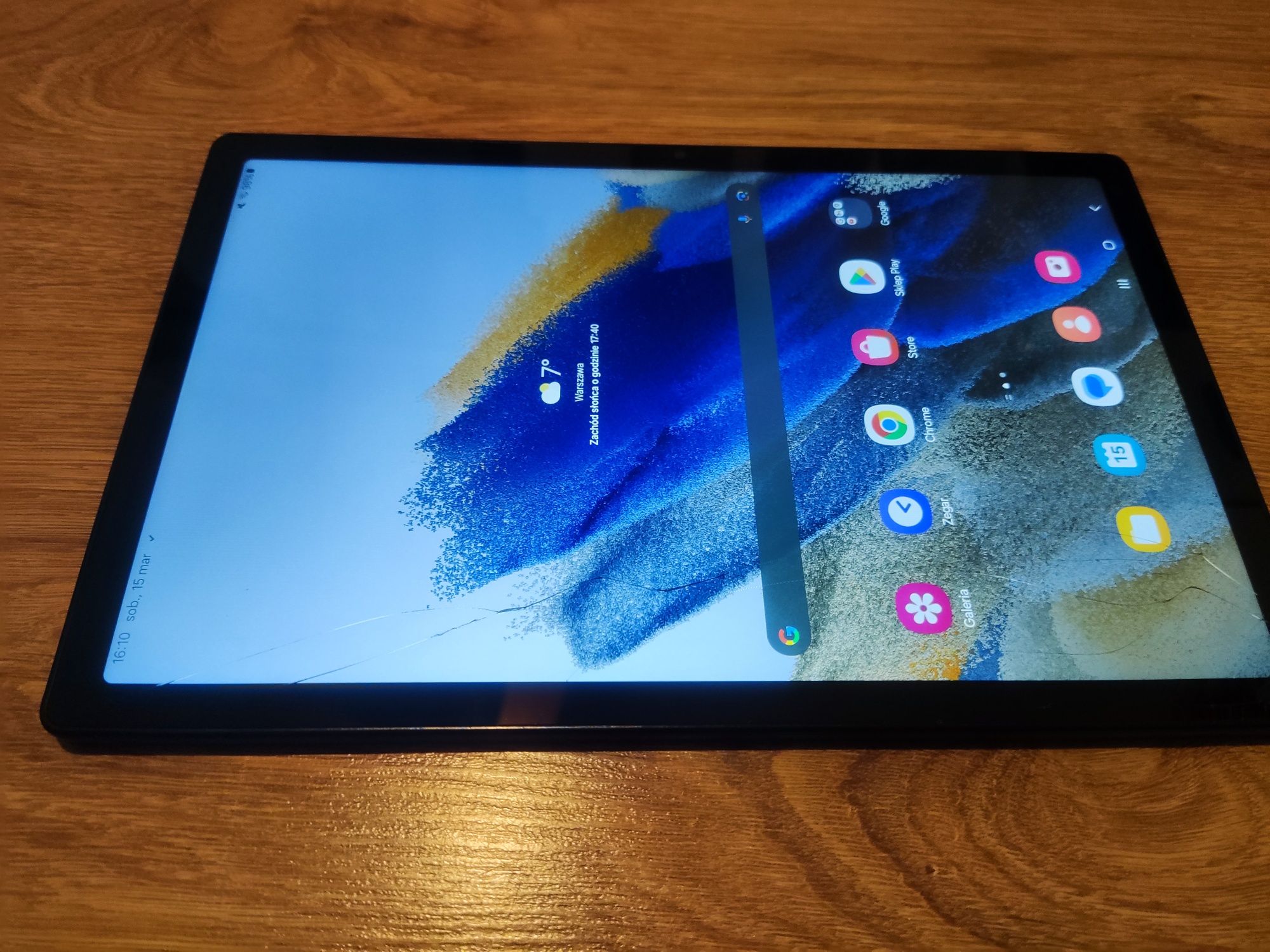 Tablet Samsung TAB A8 SM-X200 delikatnie uszkodzony lcd