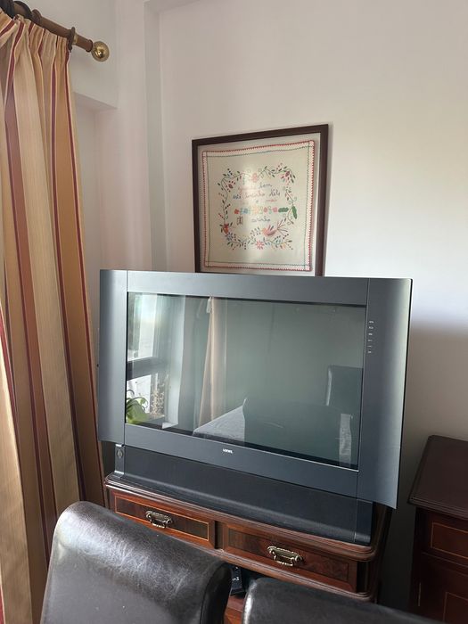 Televisão para oferecer