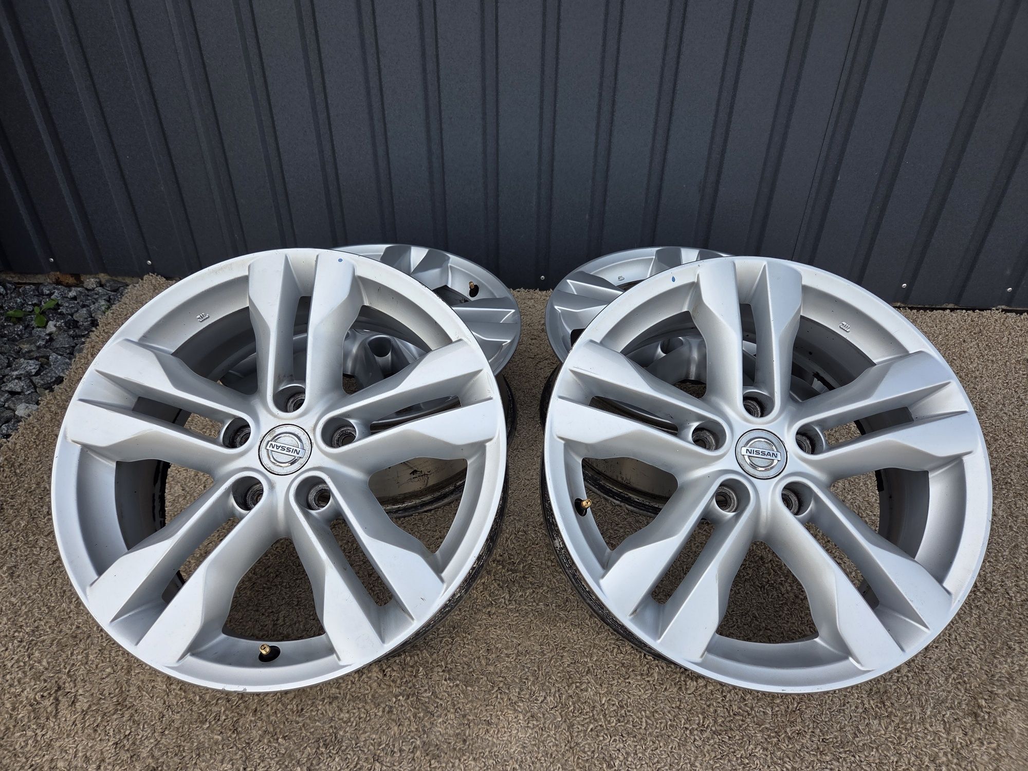 Диски 17 5 114.3 Nissan ЕТ40