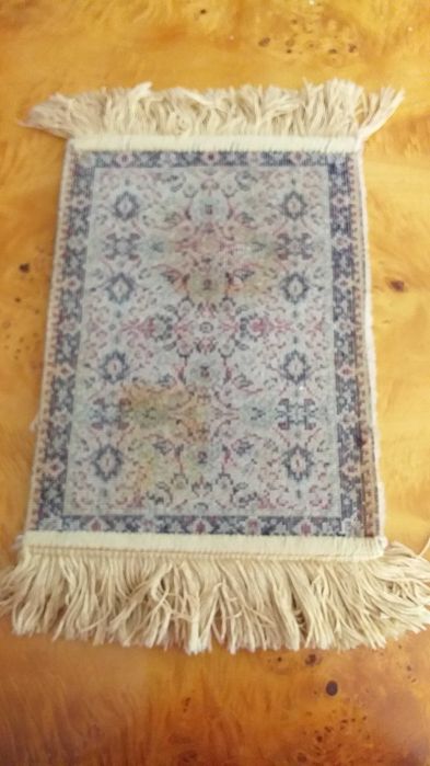 Килимки, доріжки декоративні