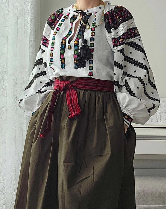 Вишита сорочка жіноча ручна робота